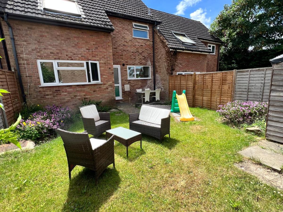 Modern House In The Heart Of The Lutterworth Exterior foto